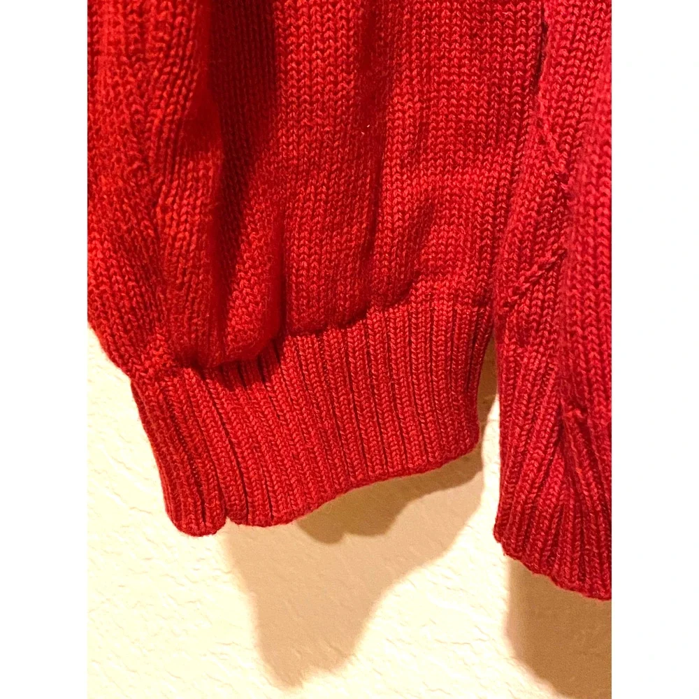 Vintage Izod Men's Red Knit Sweater Size XL Diamond Crest Preppy Holiday Festive